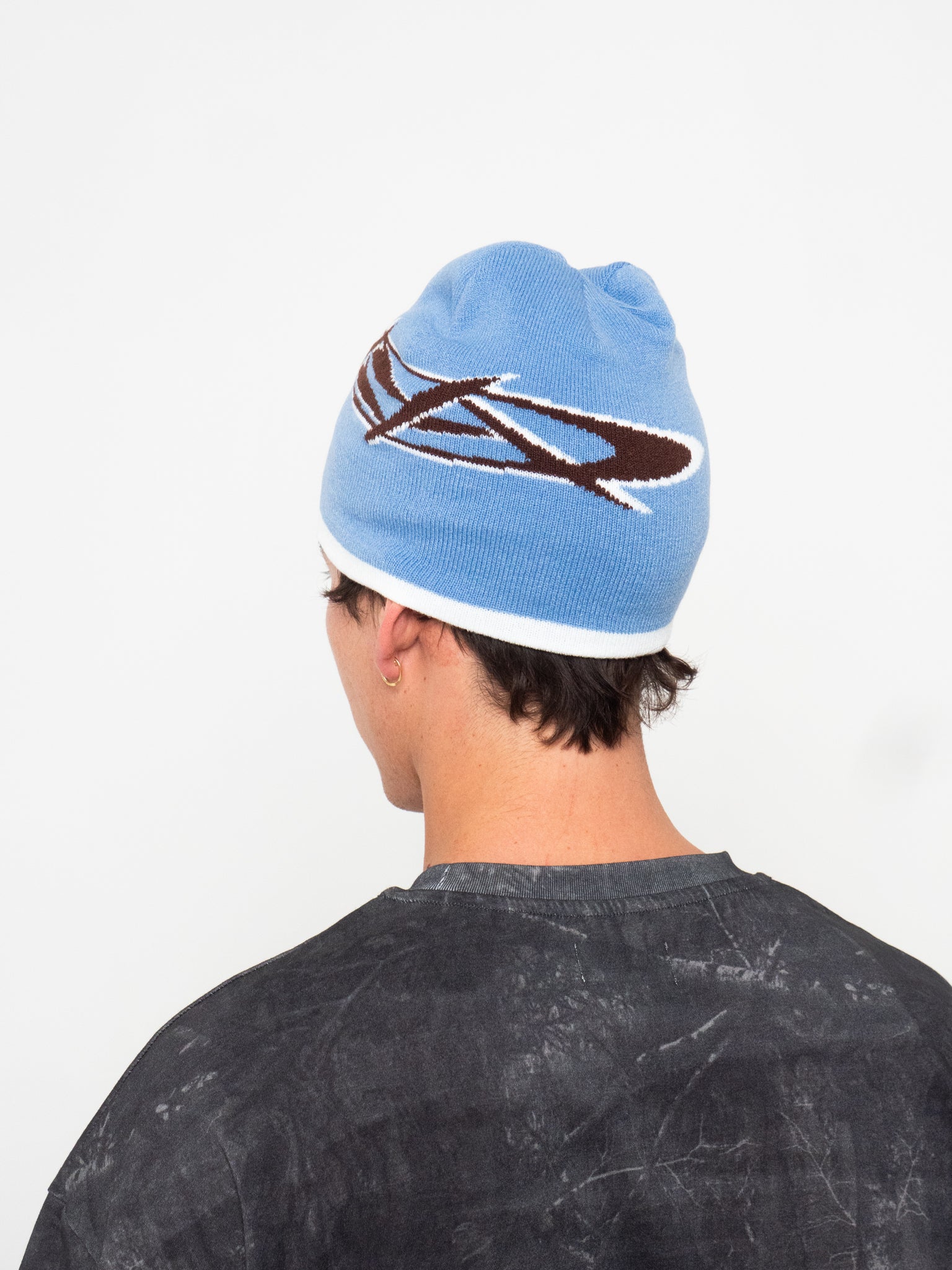 Beanie 003 – Bird Antics